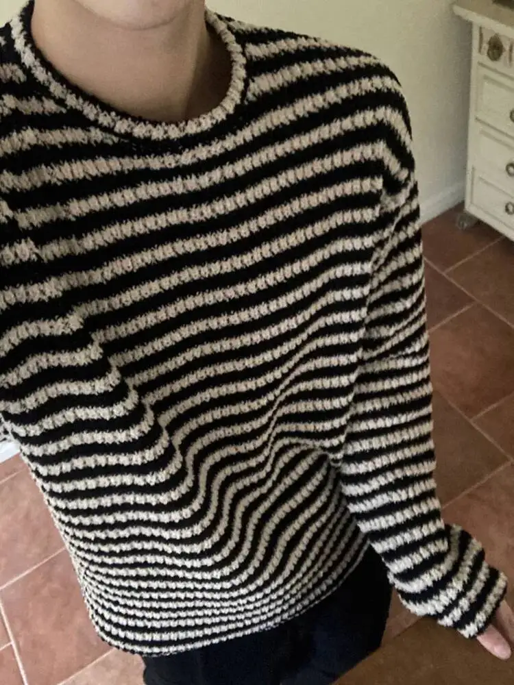 

Korean Style Men's Pullovers Striped Contract Color Round Neck Casual Menswear Knitting Loose Male Tops Winter 2025