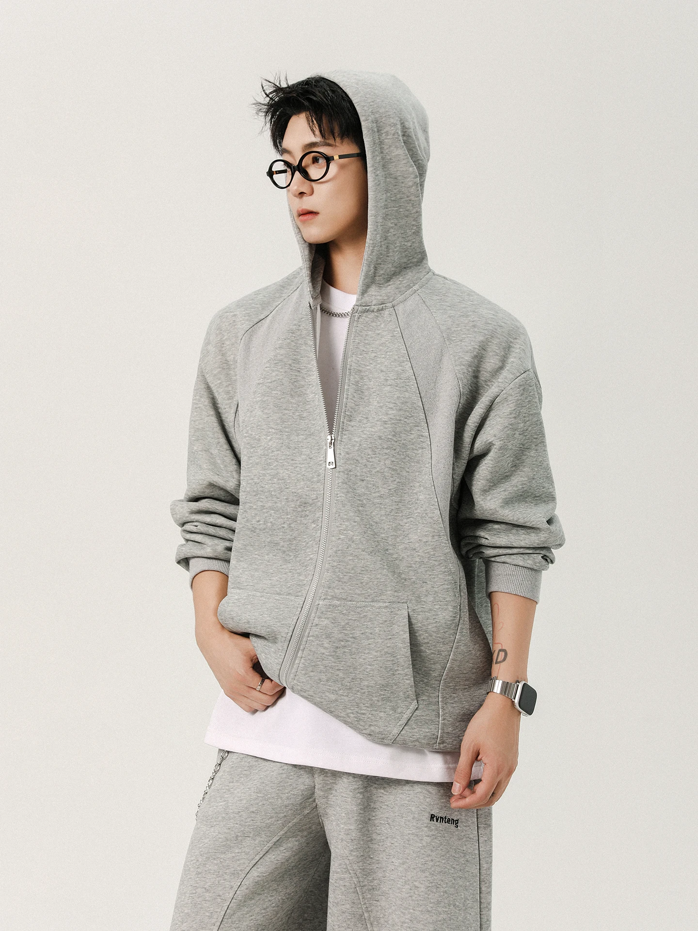 

Deconstructed Patchwork Hoodie Cardigan Men's Loose Fit Autumn Winter American Sle Cotton Polyester Blend Zipper Closure