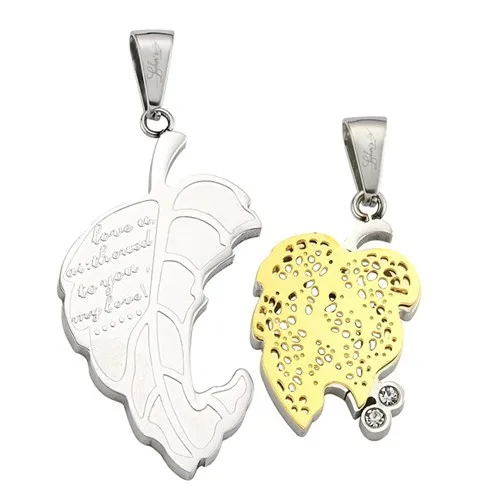 Lochers Gold Plated Leaf Pattern Pendant