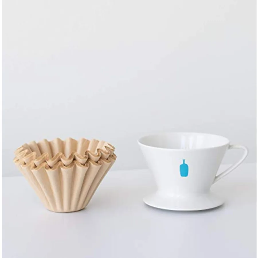 

Керамический кофейный дриппер Blue Bottle и бамбуковые фильтры для заваривания кофе методом пуровер