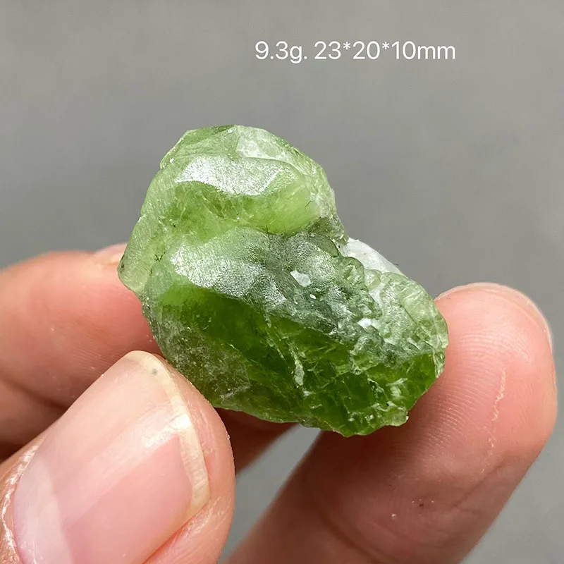 100% Natural green big Ludlamite mineral specimen stones and crystals  quartz gemstones Home decor collectibles