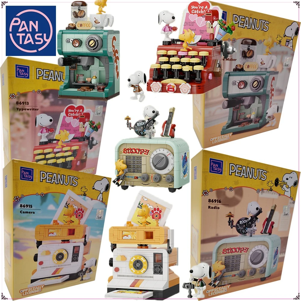 

New PANTASY Genuine Snoopy Retro Machine Series Building Blocks Cartoon Splicing Collection Model Toys Desktop Ornament Gifts