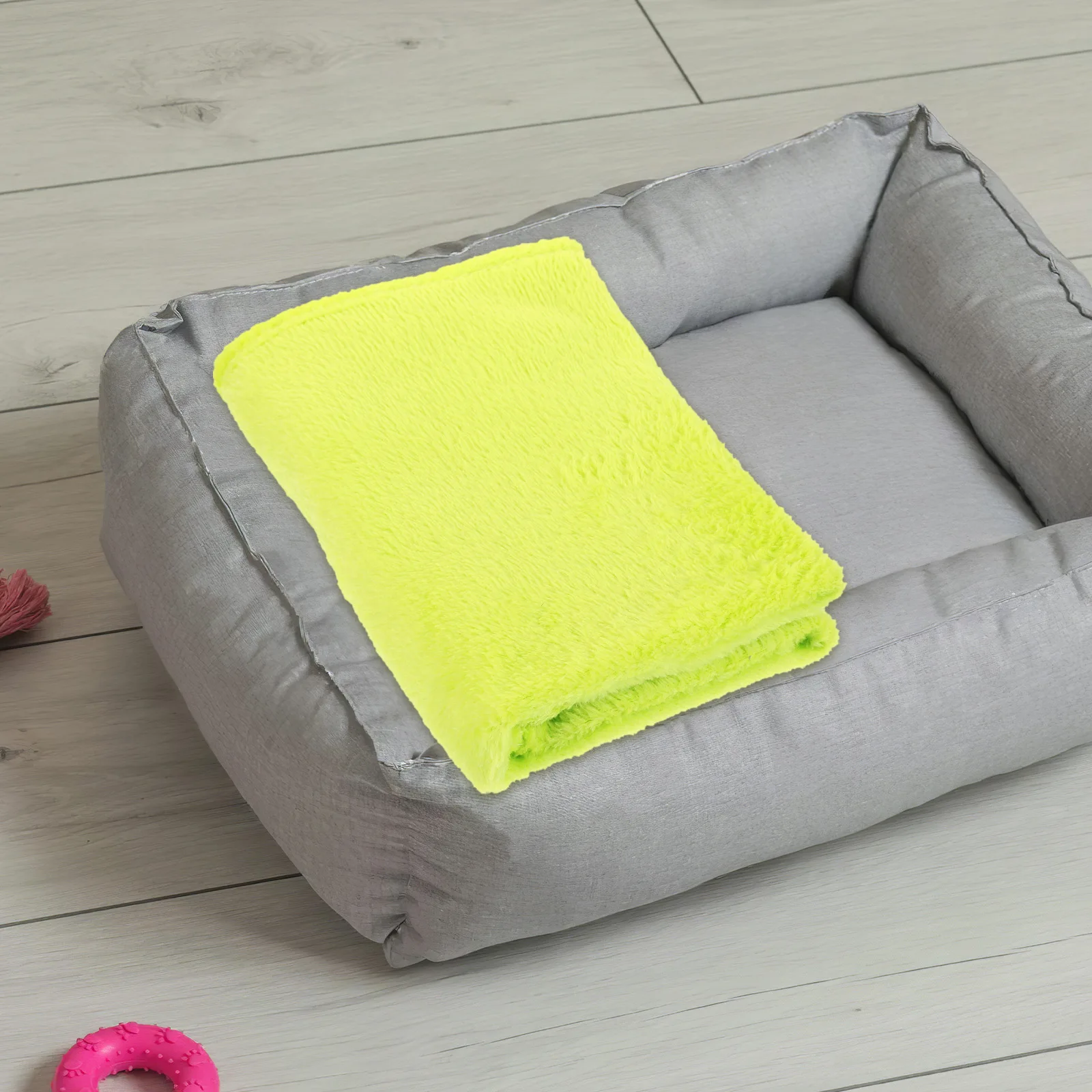 

Warm Fleece Pet Blanket Cozy Comfortable Solid Color Solid Color Pet Blanket Stitching Design For Small Pets Green