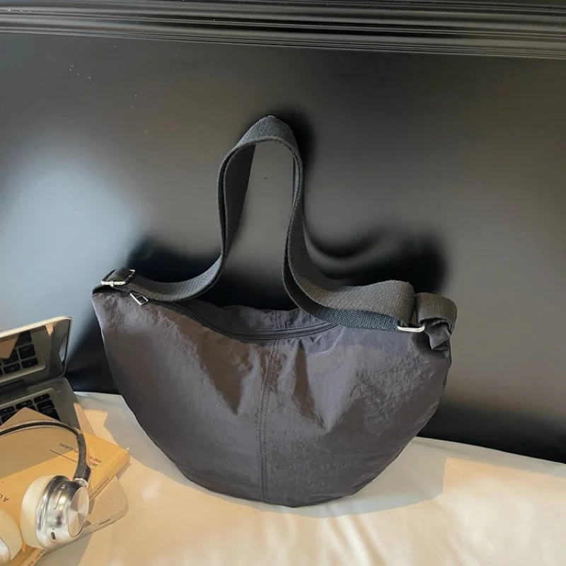 

Элегантный структурированный клатч для женщин, кожаный клатч с магнитной застежкой, гладкий современный вечерний аксессуар