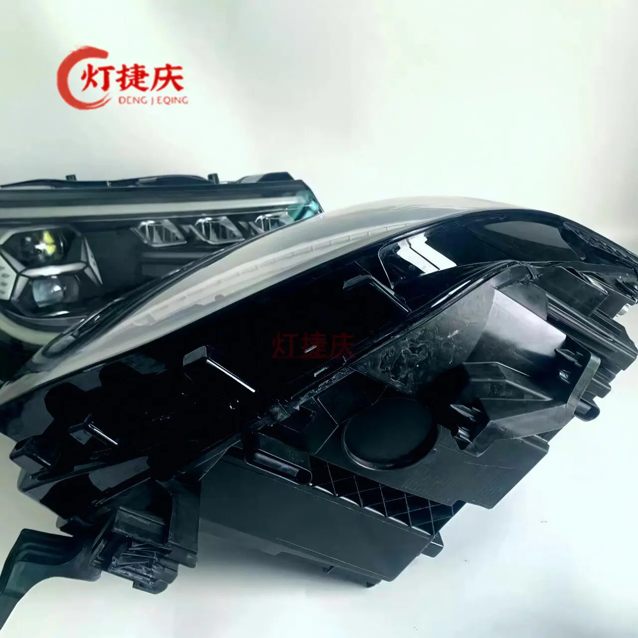Applicable to Volkswagen ID6X headlight assembly ID6X ID.6X IDCROZZ ID4X ID6X headlight assembly remanufacturing