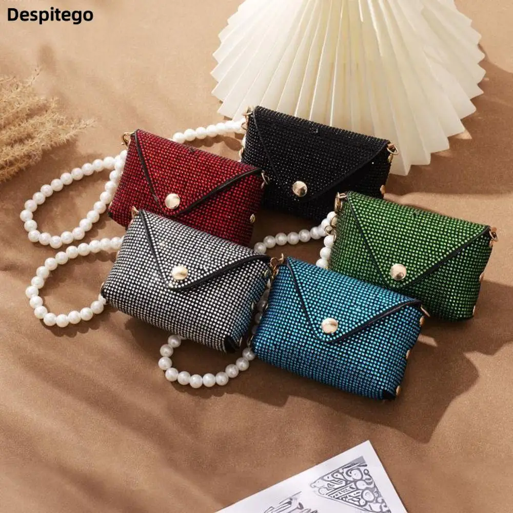 

Korean Style Portable Shiny Rhinestone Coin Purse PU Leather Clutch Bag With Pearl Lanyard