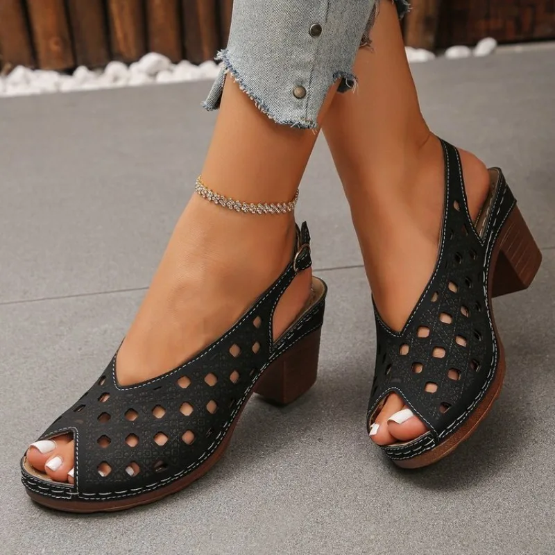 Thumbnail 3 - #22 Cheap Fish Toe Sandals Worth Buying