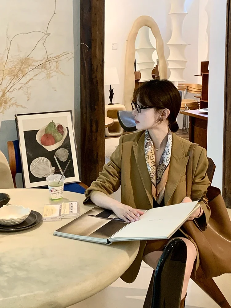 

ARE GuaGua Premium Wool Suit Casual Sle Full-Coverage Needlework mat Perfect oulder-to-Waist Ratio for Women