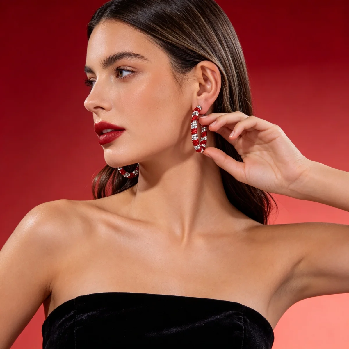 Weihnachtliche Vollrot-Weiß-Strass-Zuckerstangen-Creolen für Damen, Glänzende Gedrehte Streifen-Kreis-Ohrringe Schmuck – Detail 17