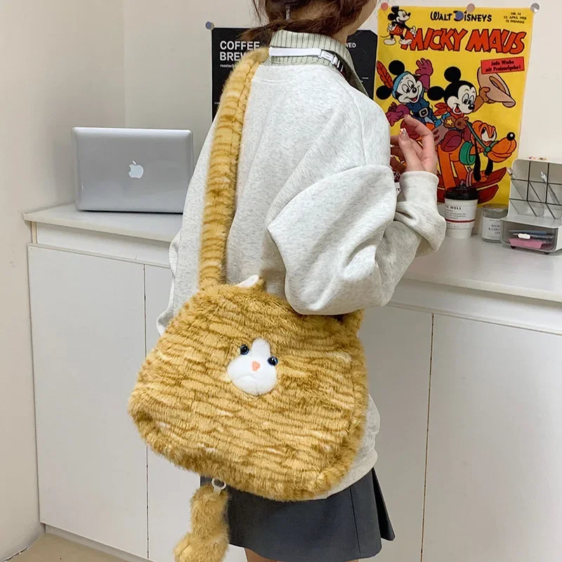 Leuke kat pluche crossbody tas voor dames Nieuwe Instagram Zacht en schattig harig Grote capaciteit High-end sensorische communicatie Tote
