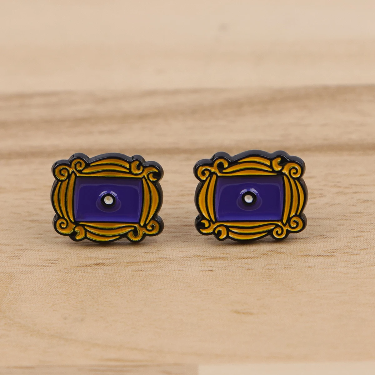 Coffee Cup Stud Earrings Retro TV Show Jewelry Turkey Head Door Frame Earrings for Fans Cosplay Accessories 