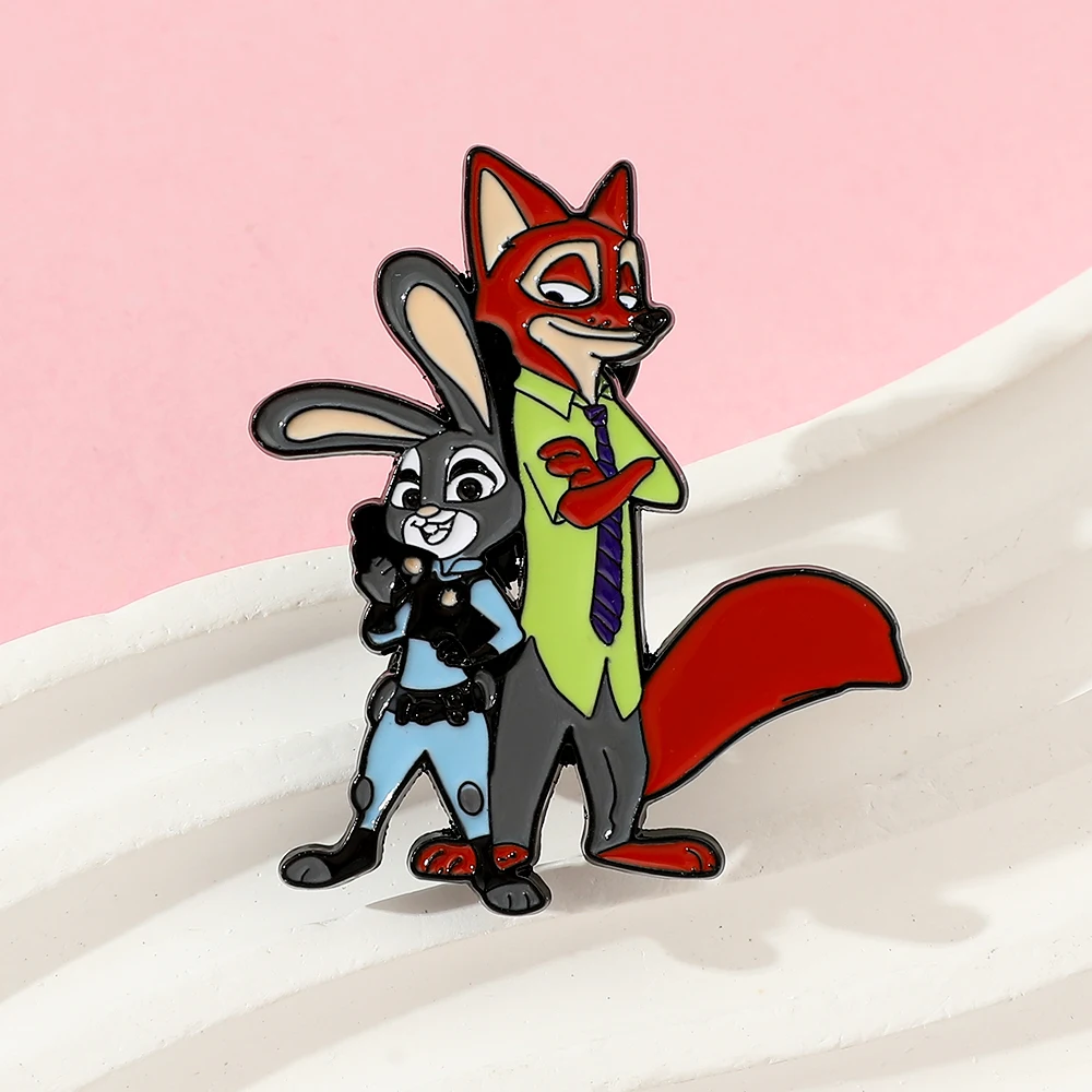 ديزني الكرتون Zootopia شخصية دبابيس لطيف جودي ونيك شارة مينا دبوس ملحق لقبعة ظهره الملابس والاكسسوارات