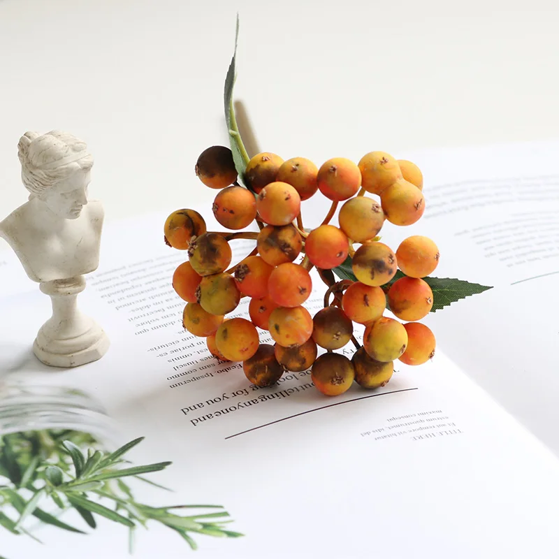 التوت الاصطناعي زهرة والفاكهة فروع التوت الأحمر ، زخارف شجرة عيد الميلاد ، هدية إكليل ديي ، حفلة عيد الميلاد ، ديكور المنزل الجدول