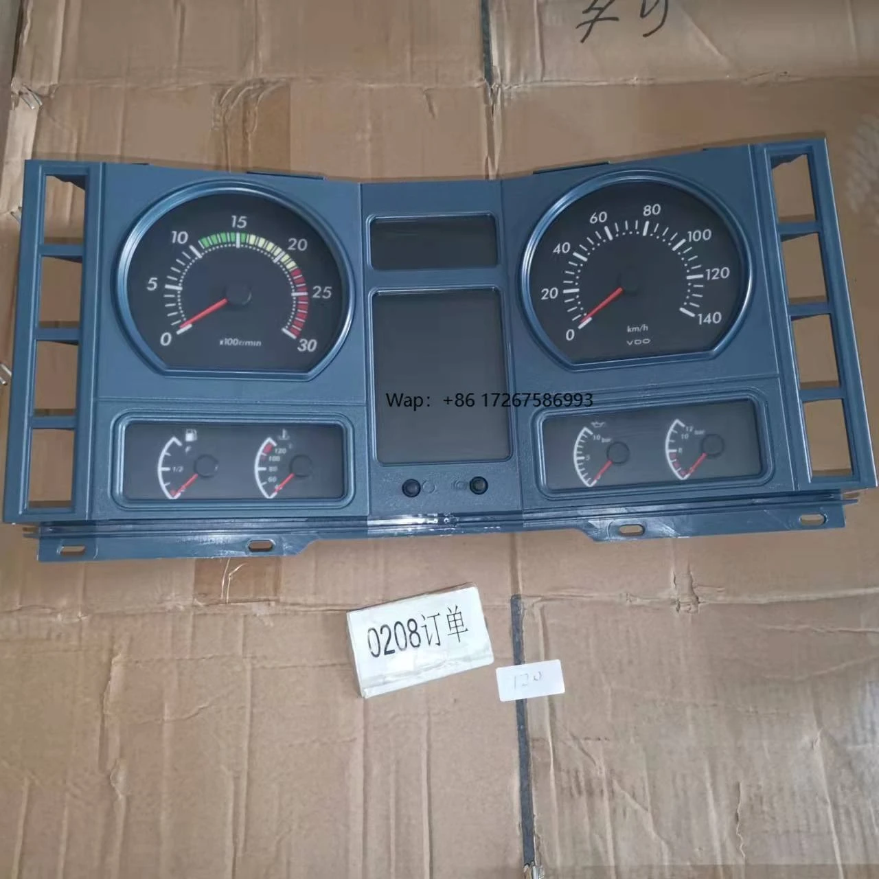 

Новые запчасти SINOTRUK HOWO WG9125589001: Комбинация приборов (панель приборов)