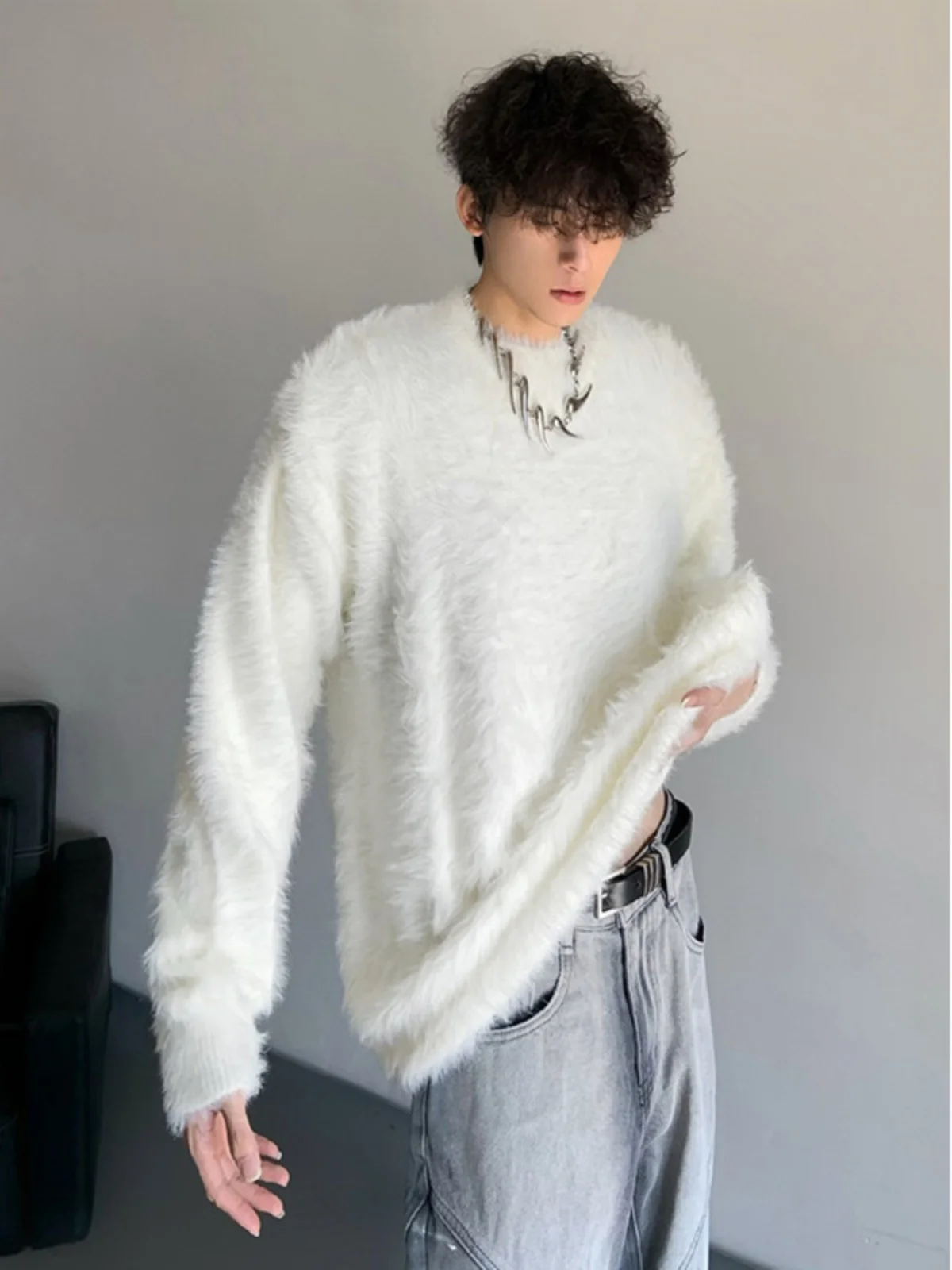 

Мужской свитер из белого меха норки, осенне-зимний, свободного кроя, в американском повседневном стиле, с круглым вырезом