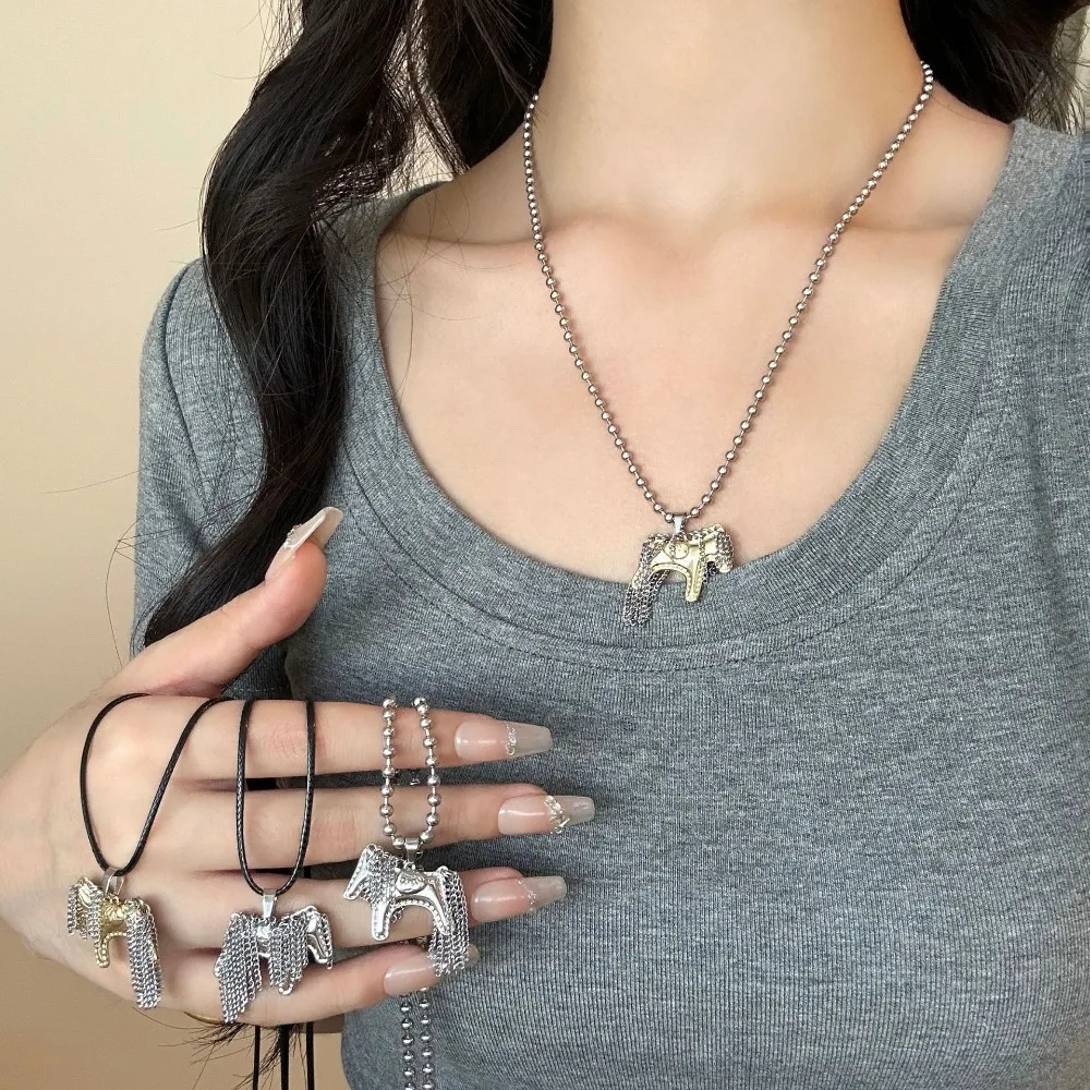 

Fashion Silver Plated Horse Pendant Tassel Necklace For Women White Black Enamel Pendant Versatile Temperament Daily Accessories