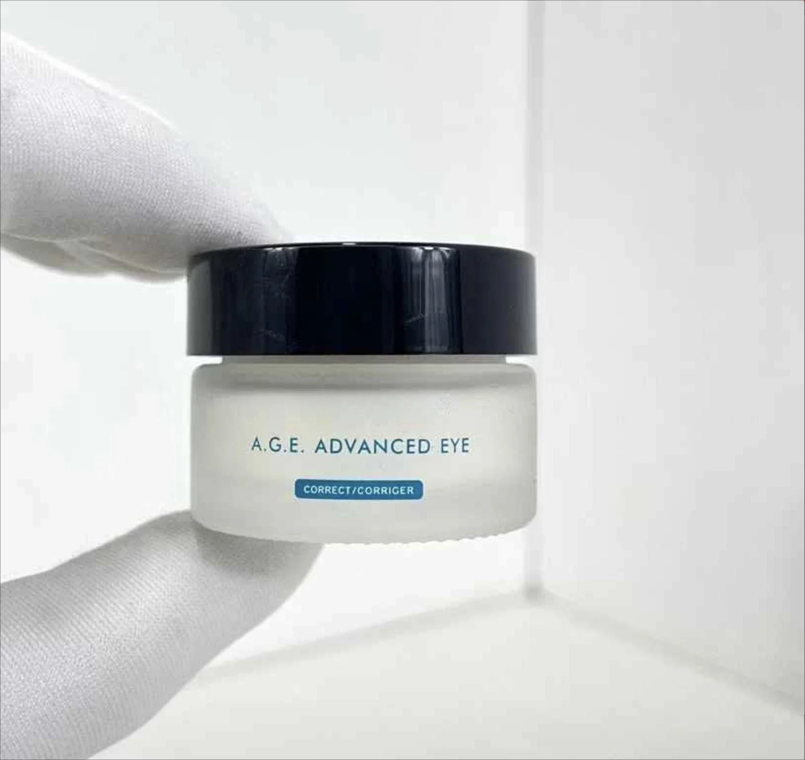 高品質の新しいアイクリーム修復深いクマを消す小じわを除去する引き締め肌を明るくするメイクアップクリーム Xj002