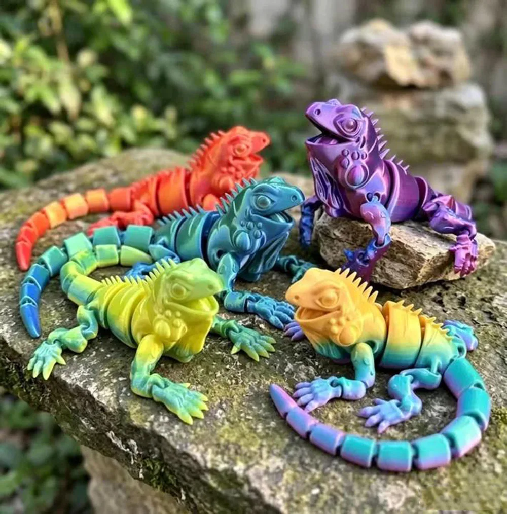 3D Printed Articulated Iguana Figurine, Poseable Multi-Jointed