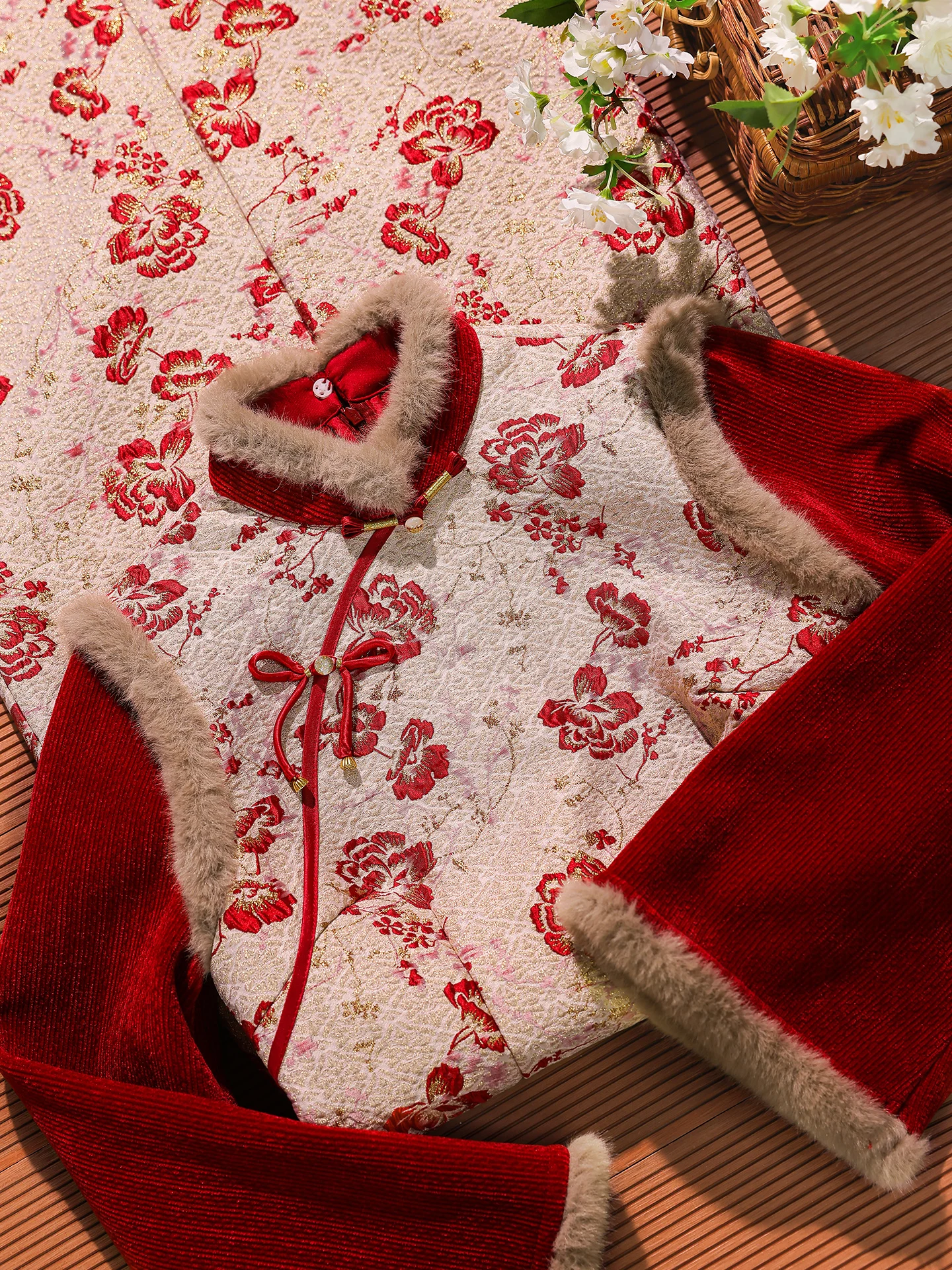 stunning-red-winter-women's-new-year-visit-special-waist-cinched-beautifully-designed-traditional-chinese-dr