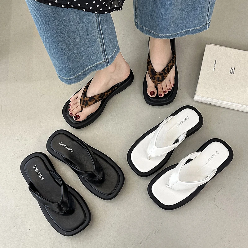 

Women Platform Thick Sole Flip Flops Fashion Clip Toe Dress Slippers 2026 Summer Casual Height Increase Beach Vacation Slides