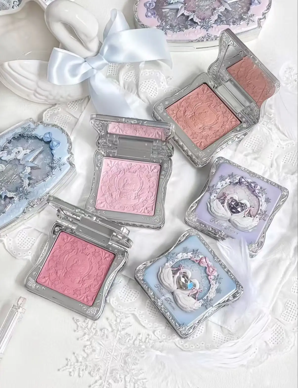 Flower Knows Snow Ballet Swan Relief Air Blush Expansion Shrink Color Long-lasting Cheek Face Makeup