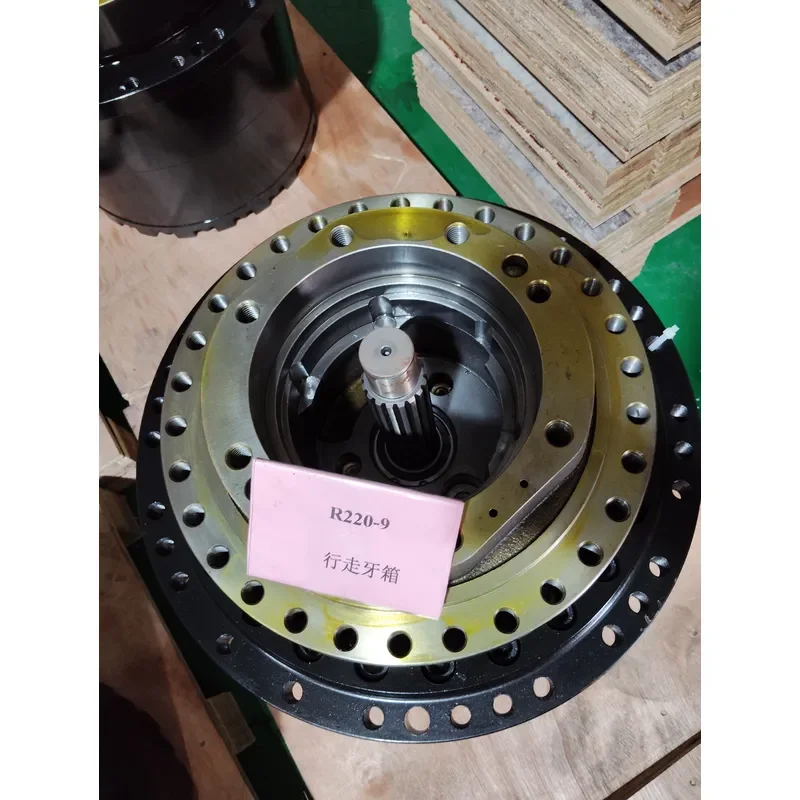 Construction Machinery Parts R220-9 R210LC-7 R225-9 Travel Reduction Gearbox Excavator Parts Travel Gearbox