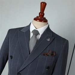 (23) Customized Men’s Fashionable Double-breasted Business Suits