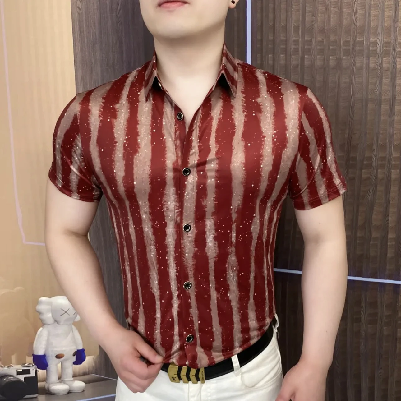 

Casual Men's Stripe ort Sve irt Summer New Sle Lightweight Drapey Luxury Faionable Breathable Polyester Fiber irt