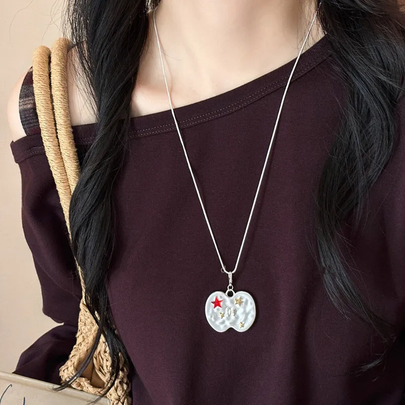 

Creative New Star Fruit Long Pendant Necklace For Women Etrendy Fashion Modern Sweater Chain