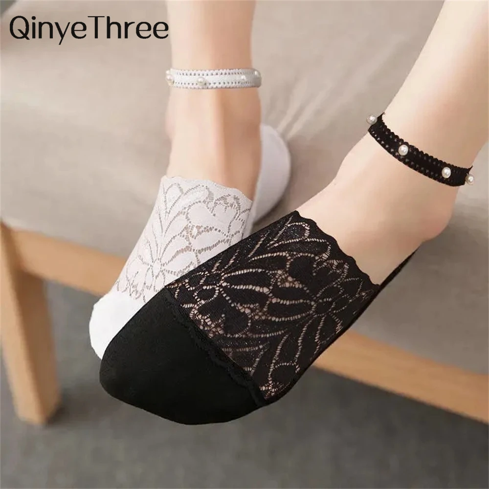 

Elegant Women's Summer Thin Lace Spliced Cotton Pearl Deep Mouth Strap Boat Socks Soft Mesh Flower Short Sokken Dropship