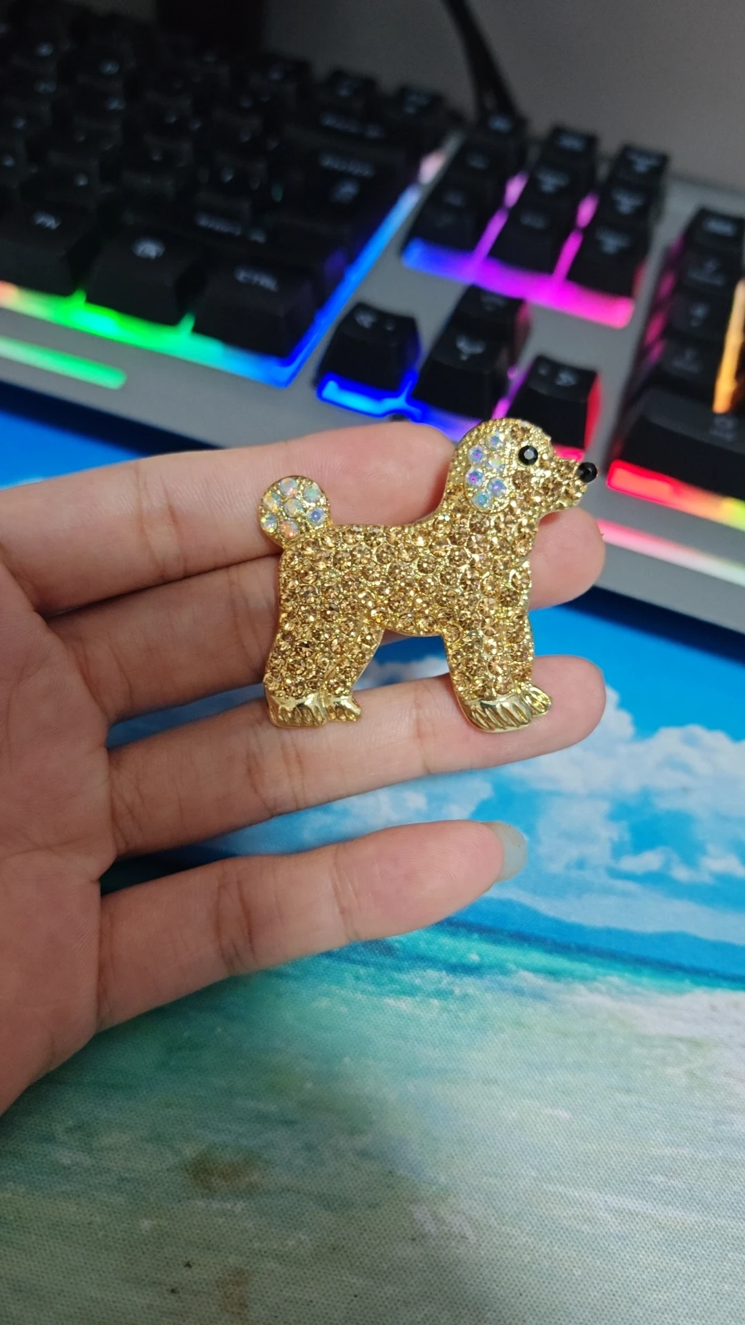 Unique Design Shiny Rhinestone Dog Brooches for Women Men Exquisite Animals Suit Coat BFF Jewelry Accessories