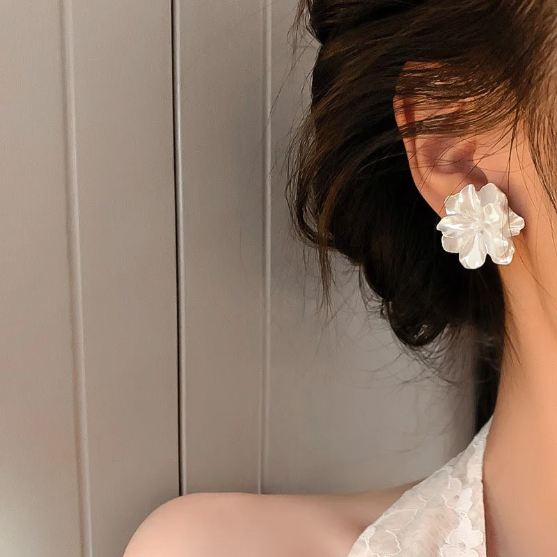 الاكريليك الأبيض كاميليا الزهور وأقراط للنساء مزاجه الموضة Fairycore القرط مجوهرات الزفاف بالجملة #1