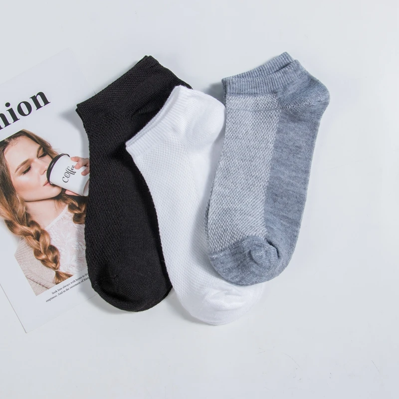 Regular Four Seasons Universal Women\'s Cotton Socks Sweat-Absorbent Hollow Out Black White Gray Floor Invisible Breathable Sock