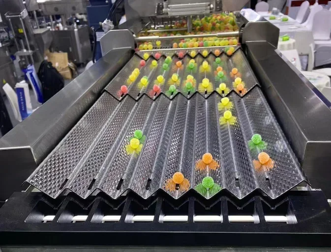 Macchina elettronica automatica per il conteggio delle vitamine e il rifornimento di bottiglie