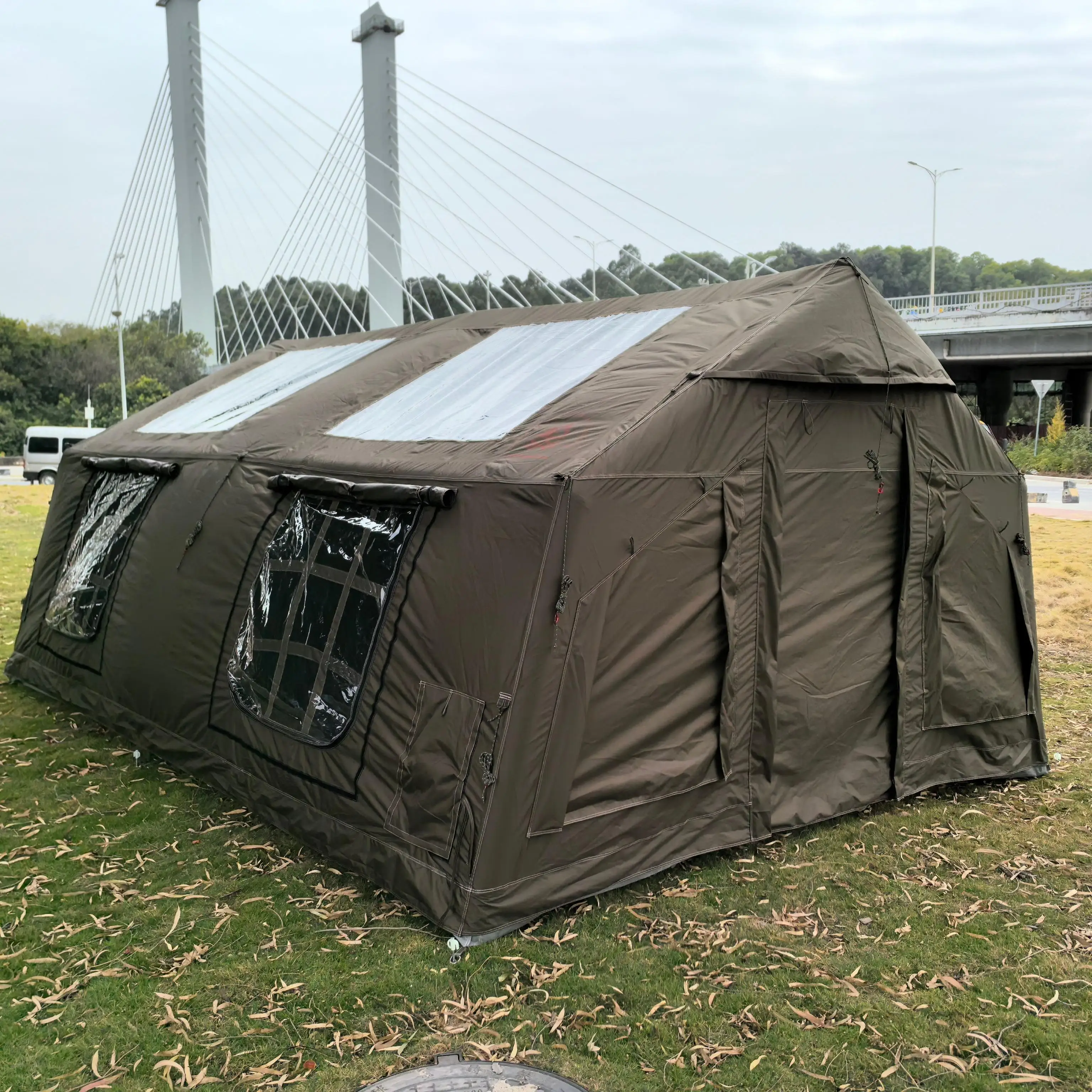 

Premium 4-Season Dark Green Cotton Canvas Inflatable Air Tent Waterproof & Spacious for Family Outdoor Glamping Camping