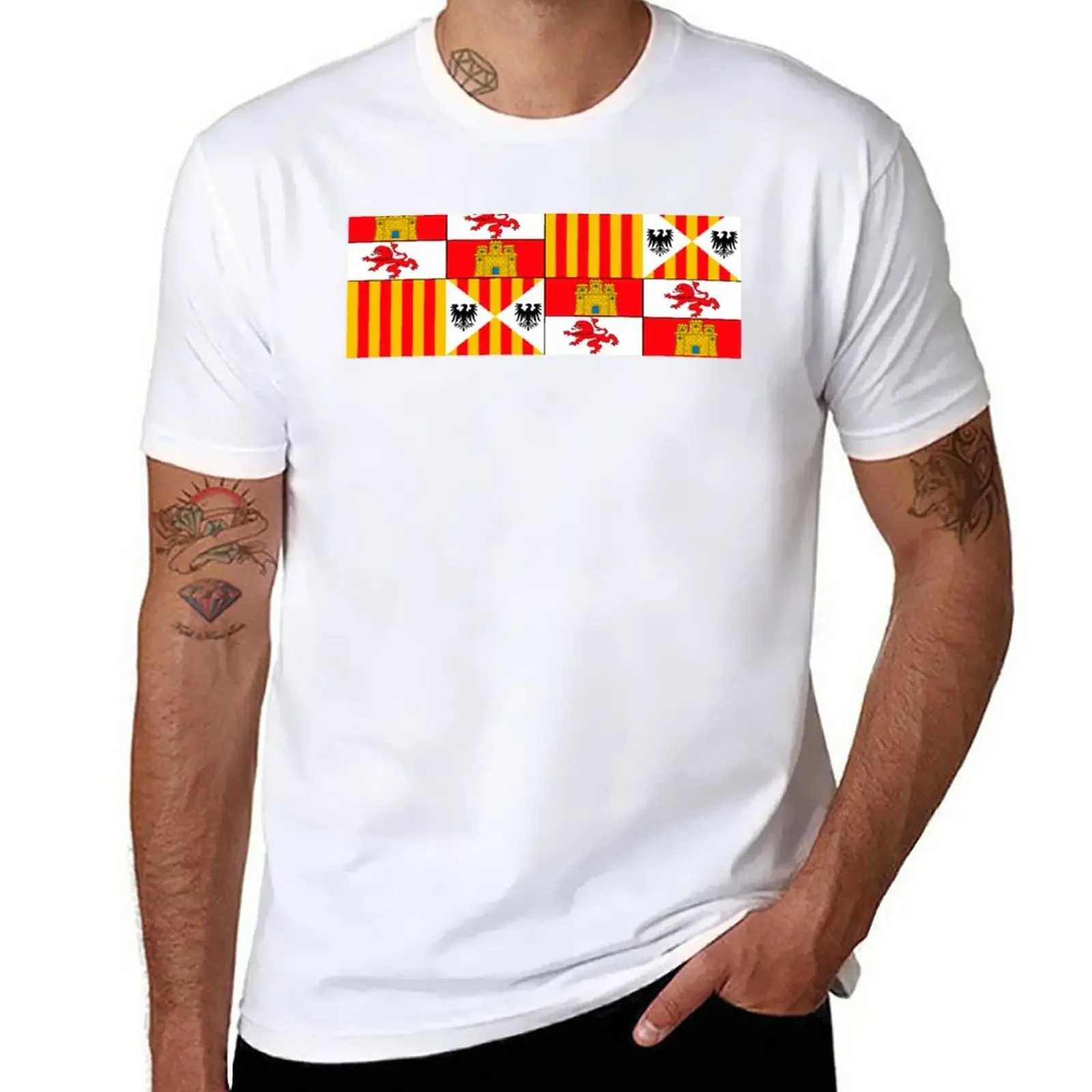 Nueva Bandera del Reino de España desde la época de los Monarcos Católicos en el siglo XV. camiseta