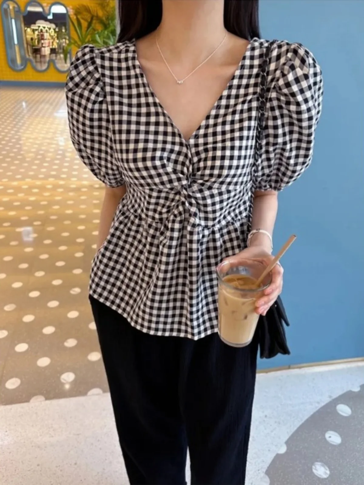 

Chic Summer Vintage V-ne Knot Design Versatile Slimming Color Blo Plaid Bubble Sve irt Women's Faion Commute Sle