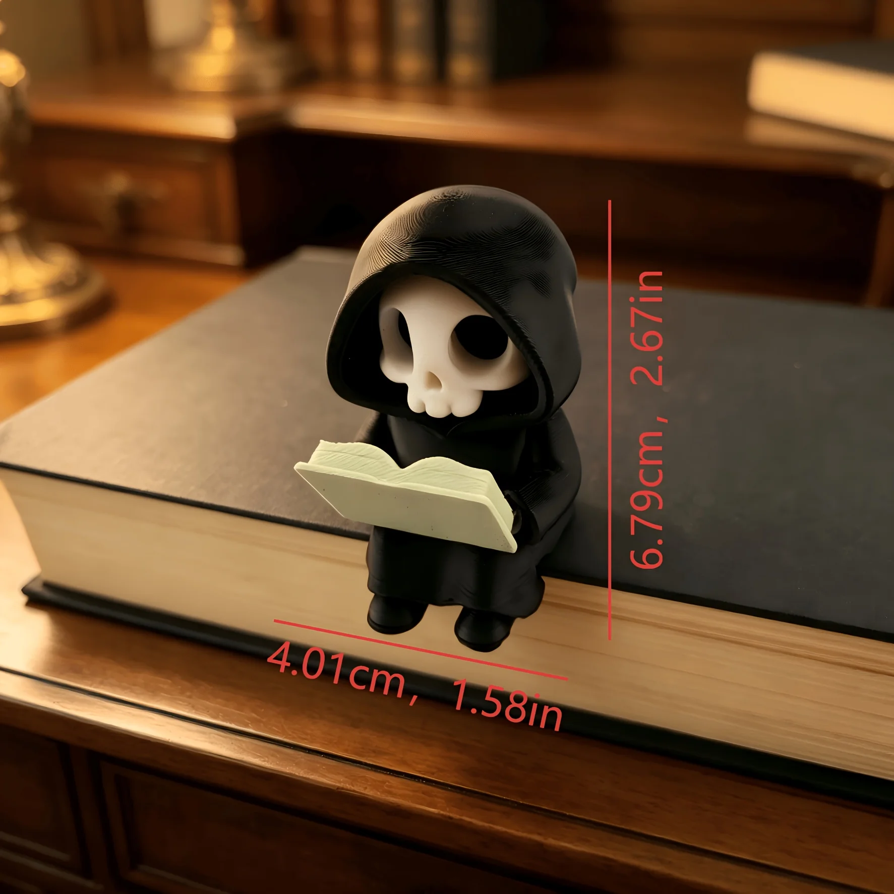 Mini Gothic Grim Reaper Figurine with Hooded Skull & Suitable for -Room Decor - Spooky Plastic Statue for / Tabletop