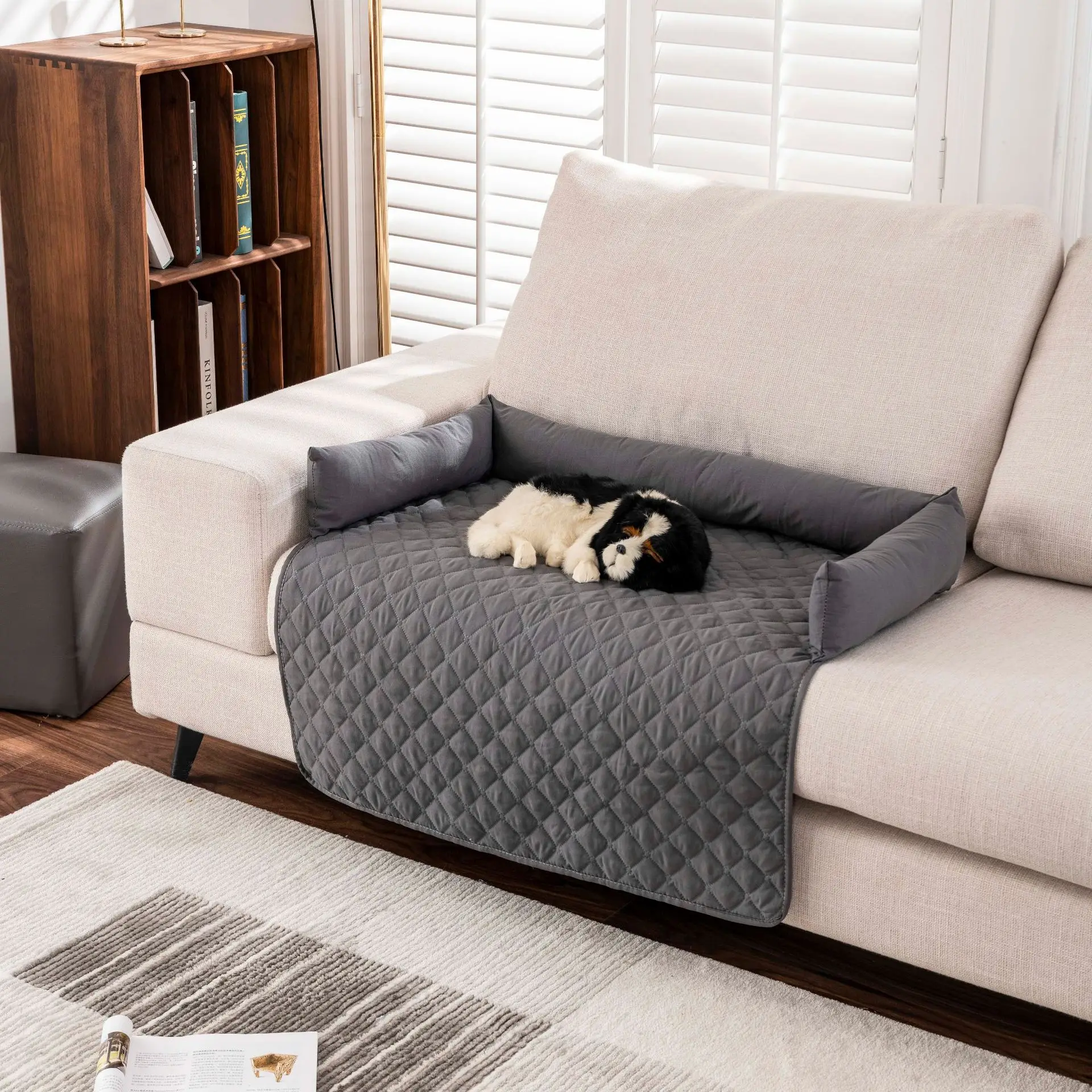 Dog Supplies Dogs Sofa Mat Pad Pets Sofa Cover Soft Warm with Pillow Non-Slip Washable Mattress Suitable for Pet Sleeping