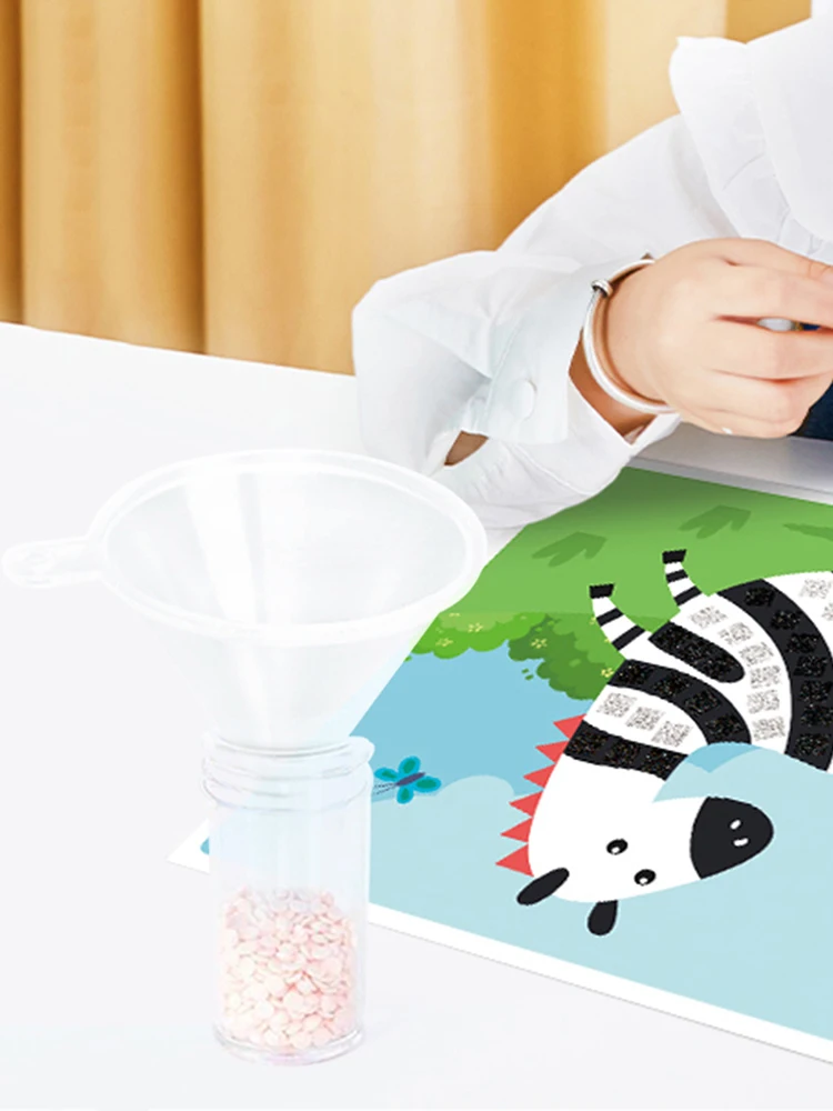 1 قطعة لون عشوائي المحمولة قمع الماس أدوات الرسم على الحائط حبة الحاويات البلاستيك قمع صينية صندوق تخزين الملحقات للمبتدئين #6