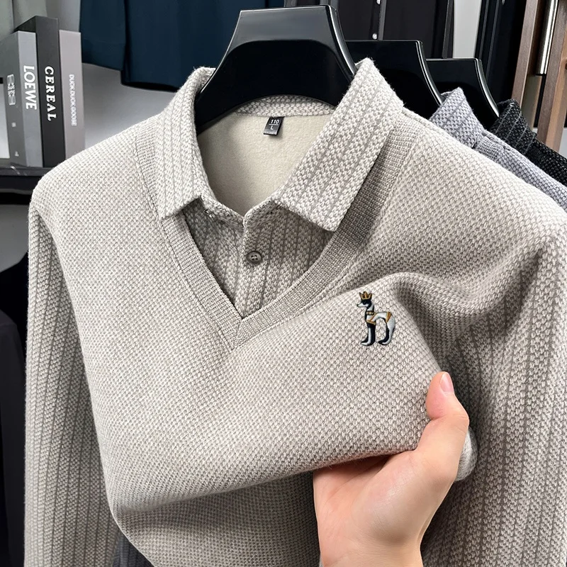 Herren-Polohemd der Luxusmarke, zweiteilig im Design, mit Stickereien, Herbstkollektion, weich und warm, mit Kragen, langärmelig, T-Shirt, Business-Herrenbekleidung. – Detail 7