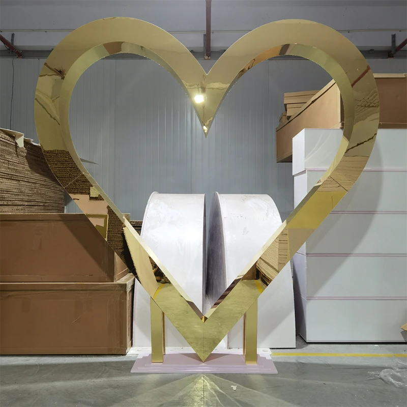 Manufacturer Price Luxury Golden Heart Shape Acrylic PVC Backdrop For Wedding Decoration