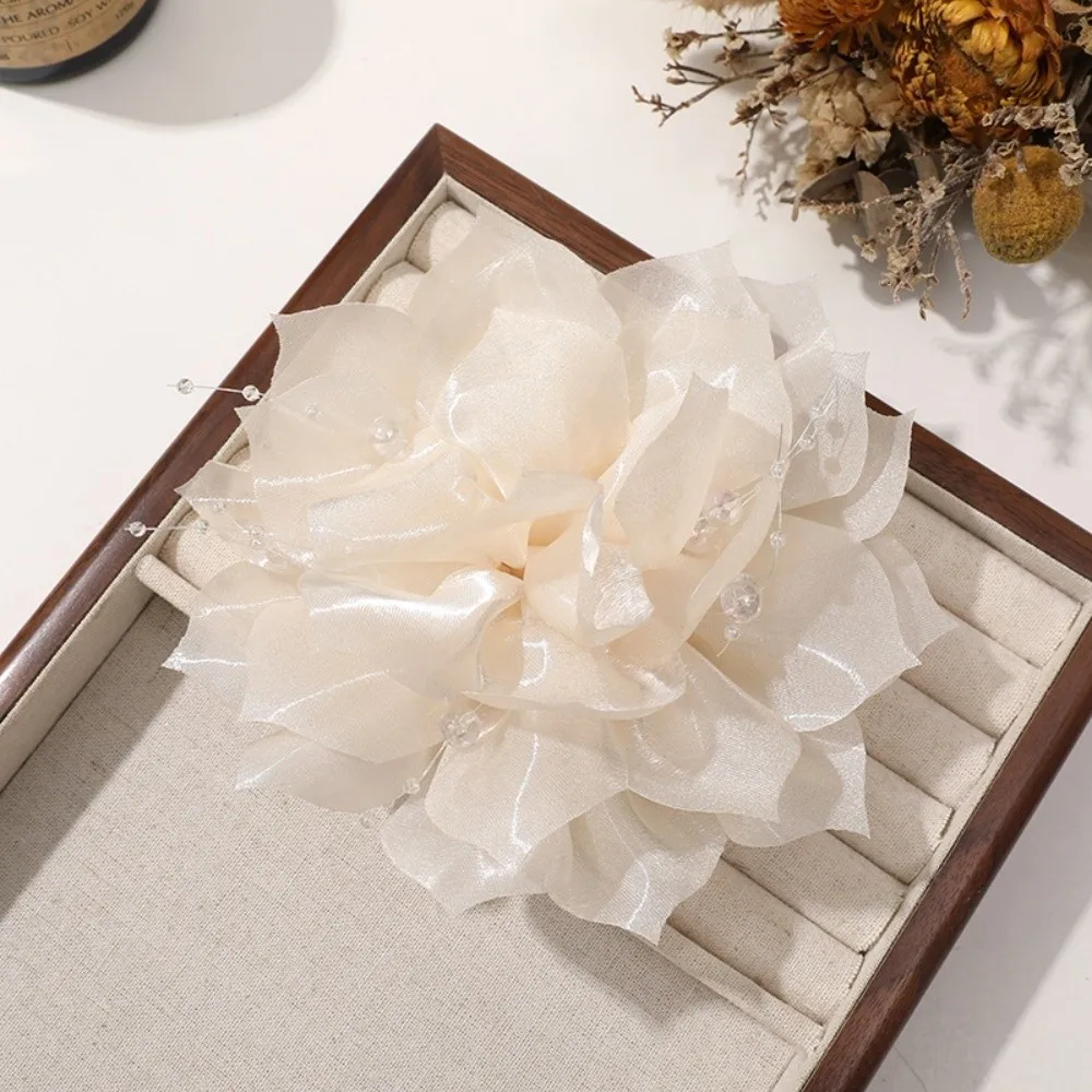 Pearl Embellishment Organza Flower Hair Clip Feather Decor Multi Use Design Pearl Feather Hair Accessory Romantic Style