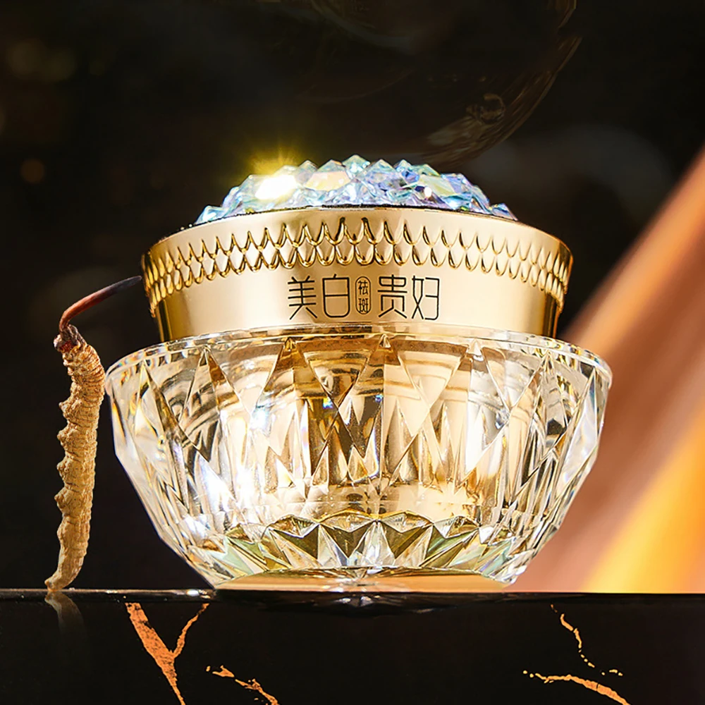 Ganoderma Lucidum 레이디 크림 Cordyceps Sinensis는 피부 탄력을 증가시킵니다. 페이스 안티 링클 데이 크림을 위한 퍼밍 모이스춰 라이징