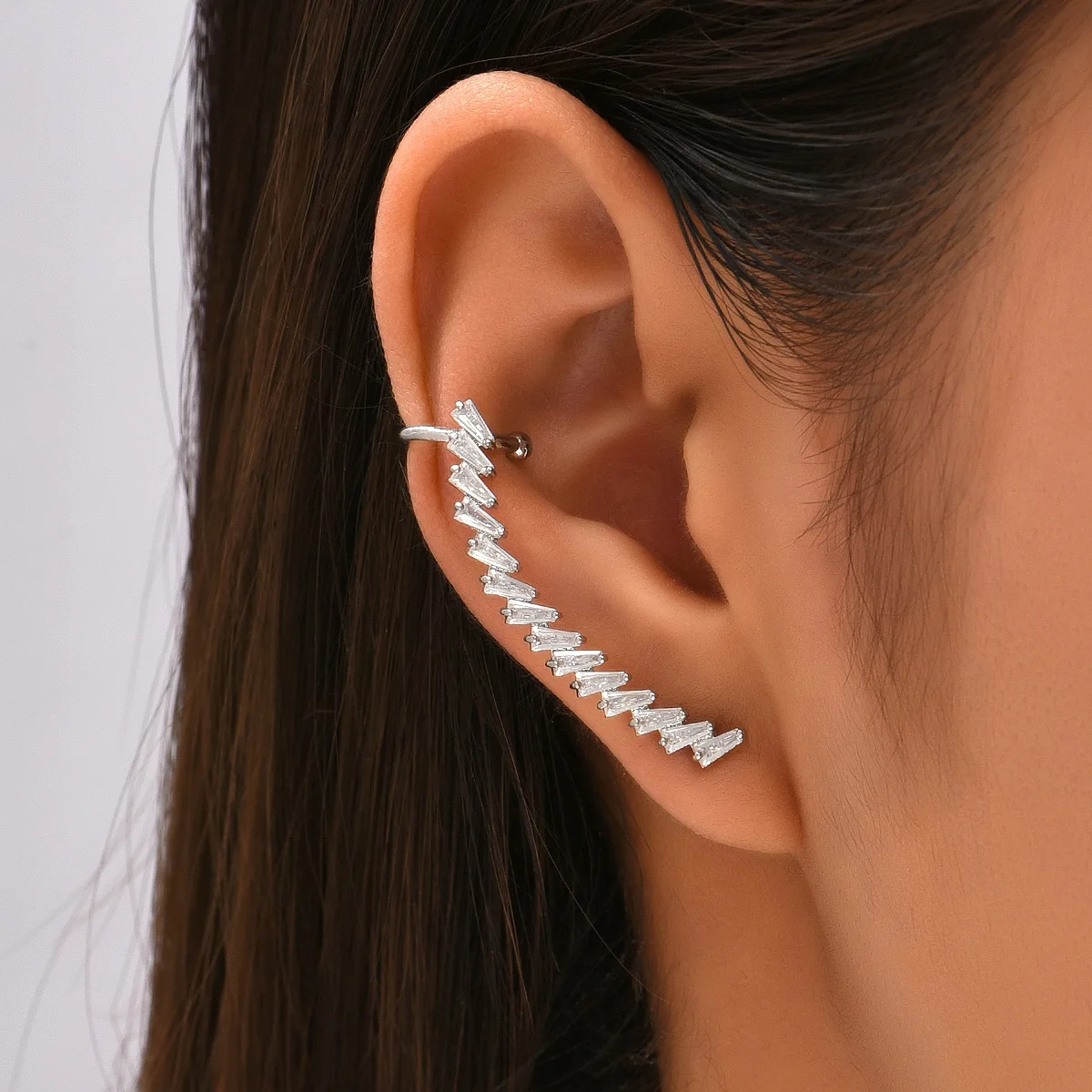 

JF summer new fashion one row square zircon Earrings Earbone clip integrated trendy shiny earclip