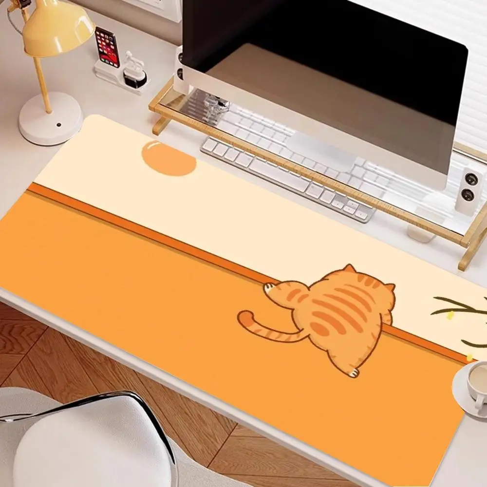 

Очаровательный настенный коврик для мыши Orange Cat Climbing — нескользящая резиновая основа, моющаяся для офиса, работы и игр