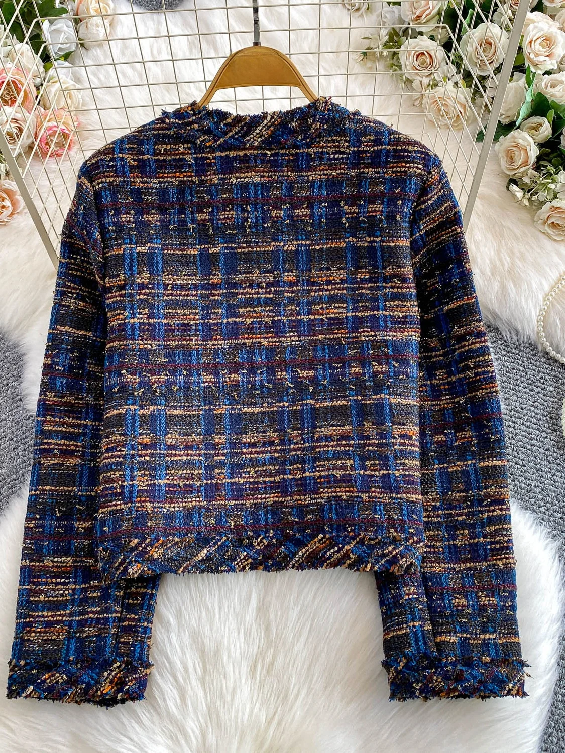   Tweed Jaet voor dames Winter 2025, faionable franjeontwerp, klein formaat Ele metalen knop, warme ort jas