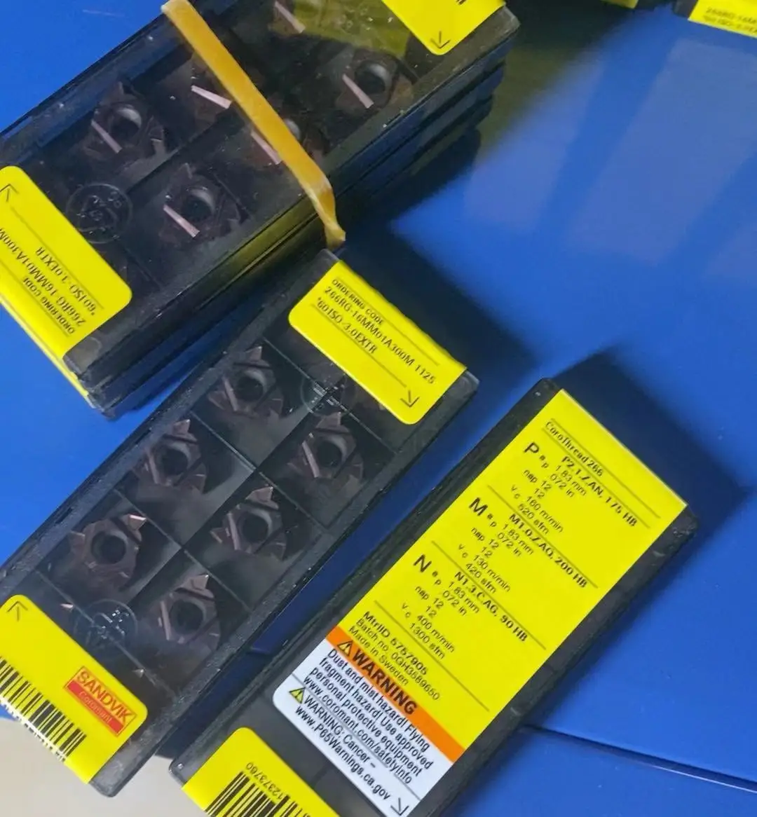 

Hard alloy cutting blades 266RG-16MM01A300M 1125