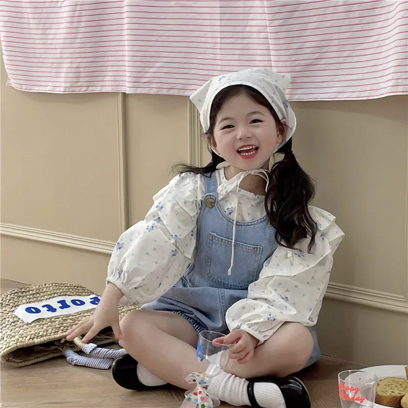 

Children Set 2023 Spring Autumn Korean Style New Fashionable Girls Small Floral Flying Sleeve Shirt Denim Overalls Shorts Set