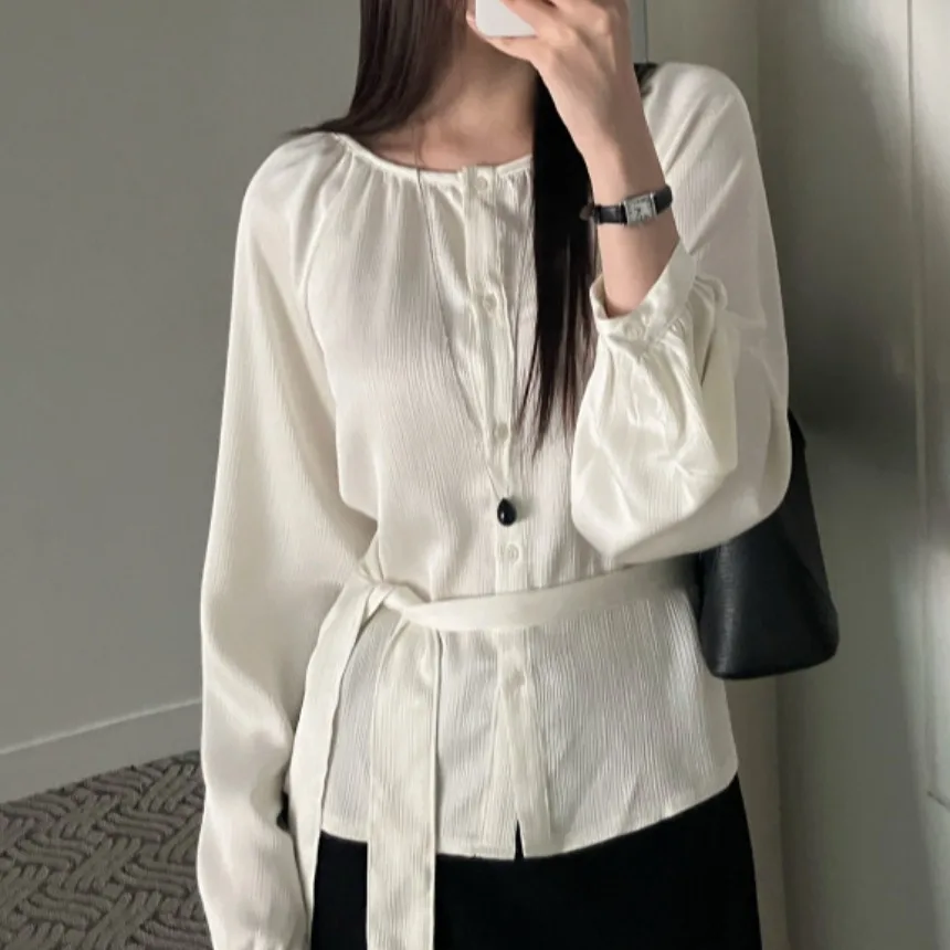 Chic début du printemps femmes longue Sve ronde Ne irt avec ceinture cravate détail couche de base haut décontracté Sle coupe ample Polyester F...